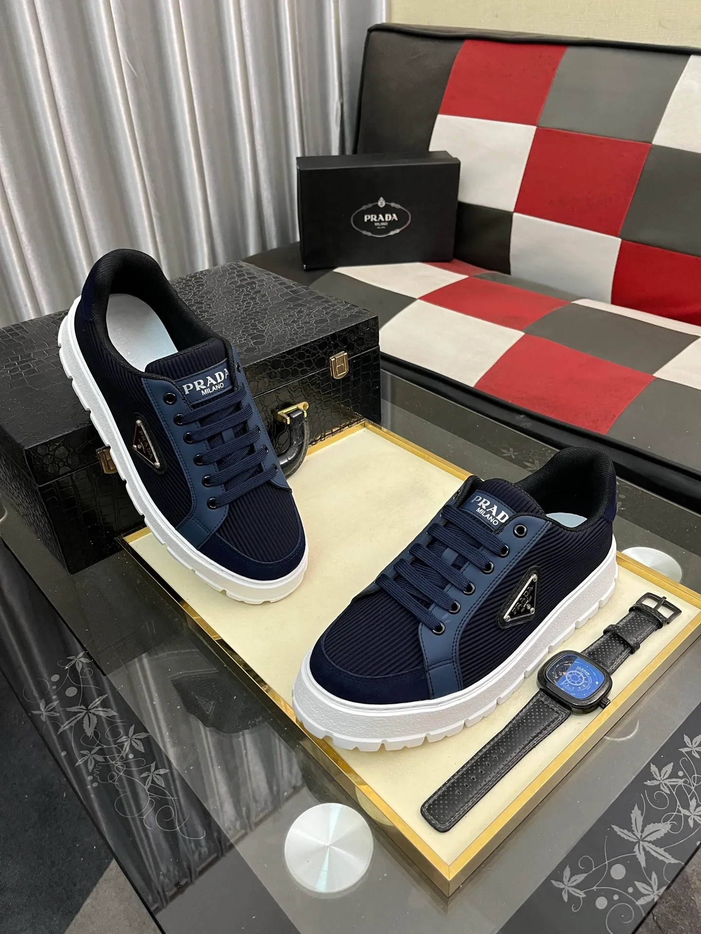 Men's Men's Shoes💰440⌚️⌚️《PRADA*》The latest and most popular casual shoes, top brand [seduce] luxury~purchasing agent, top~quality. [Strong] The upper is made of imported breathable special materials ➕ breathable feet (•) with fine workmanship. Original stylish and stylish soft rubber wear-resistant outsole, light and comfortable on the foot, size: 38-445️⃣colors available